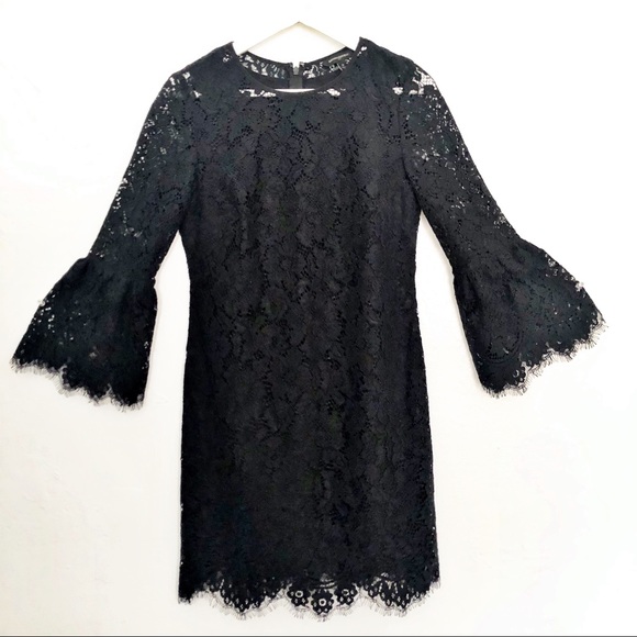 Banana Republic Dresses & Skirts - Banana Republic lace dress bell sleeve